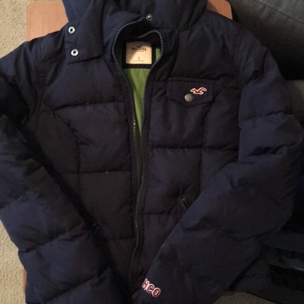 Hollister puffer jacket